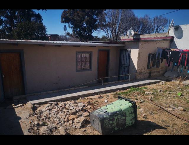 3 BEDROOM HOUSE FOR SALE IN ROSETTENVILLE